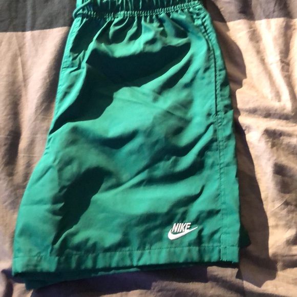 Nike Shorts - Picture 3 of 4